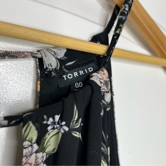 Torrid Black Floral Chiffon Midi Keyhole Tank Dress size 00 - Picture 6 of 9